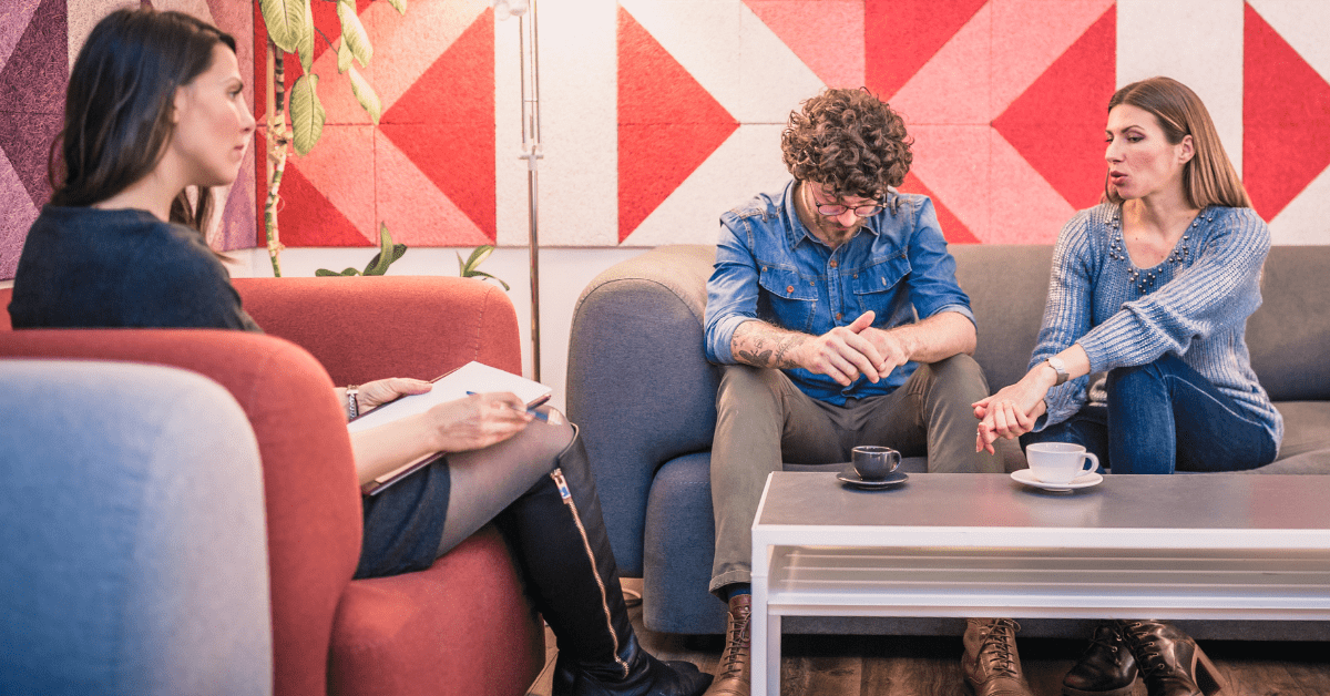 10 Reasons to Seek Couples Therapy